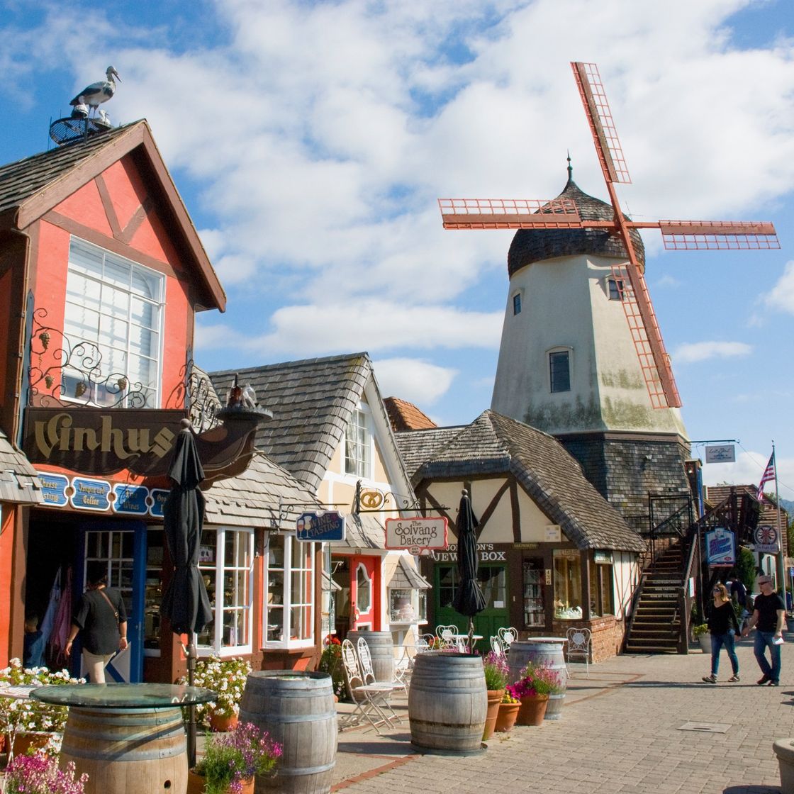 Lugares Solvang Village Square