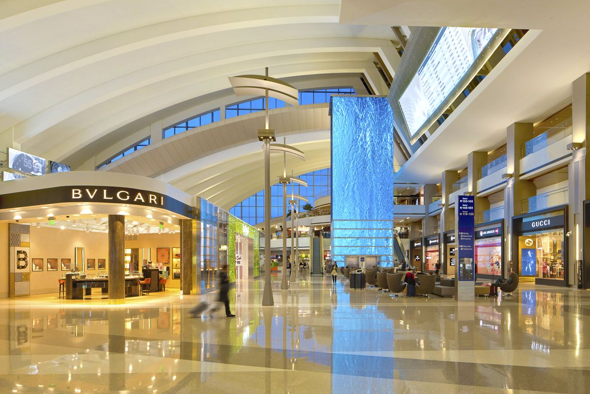 Lugar Aeropuerto Internacional de Los Ángeles (LAX)