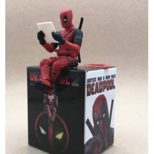 Deadpool sentado - Figure Action (Na Caixa)