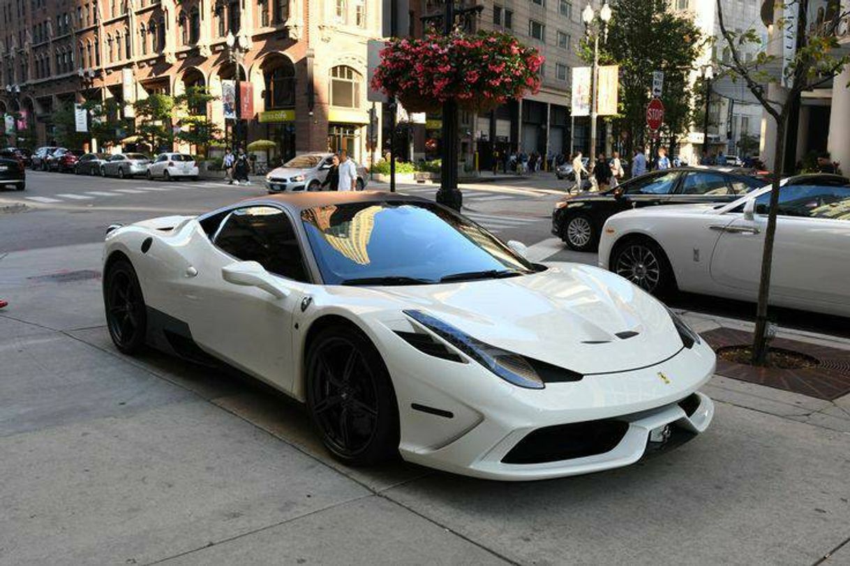 Moda Ferrari 458 speciale 