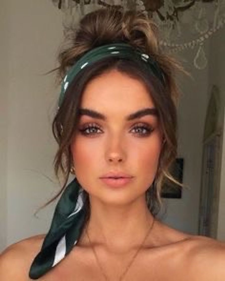 Moda Penteado com bandana 