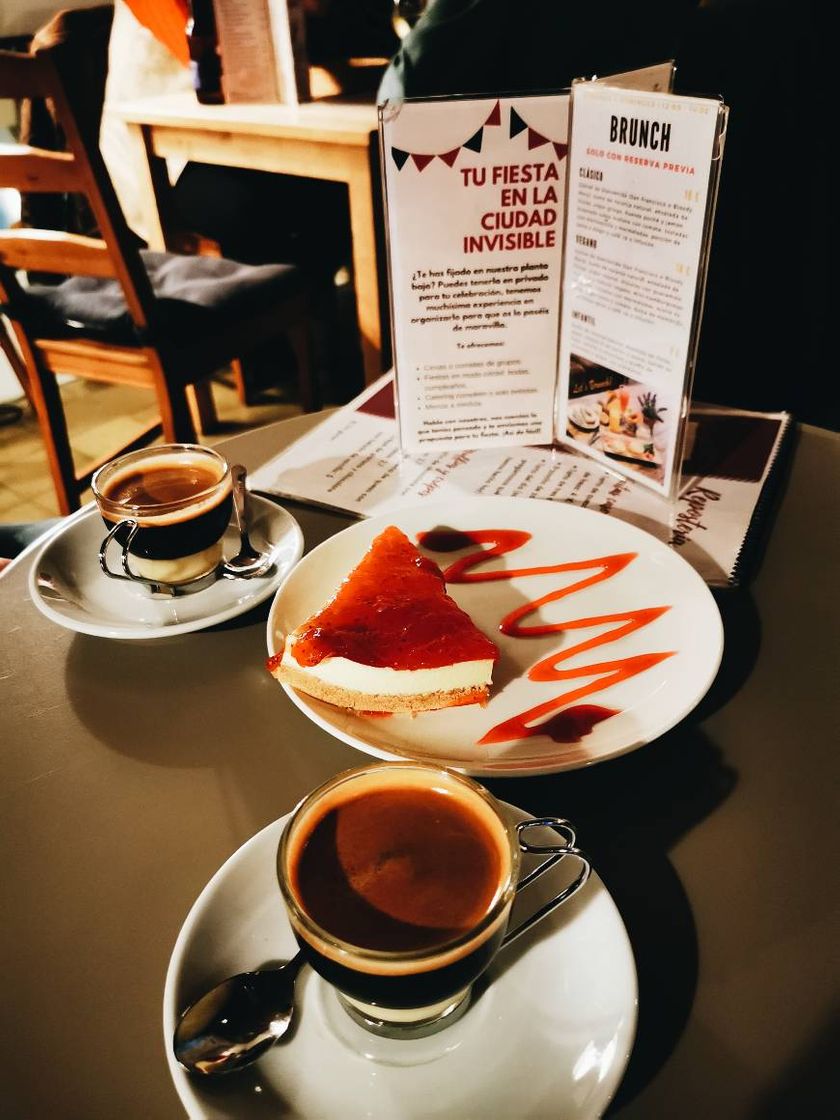 Place La Ciudad Invisible | Café-librería de viajes