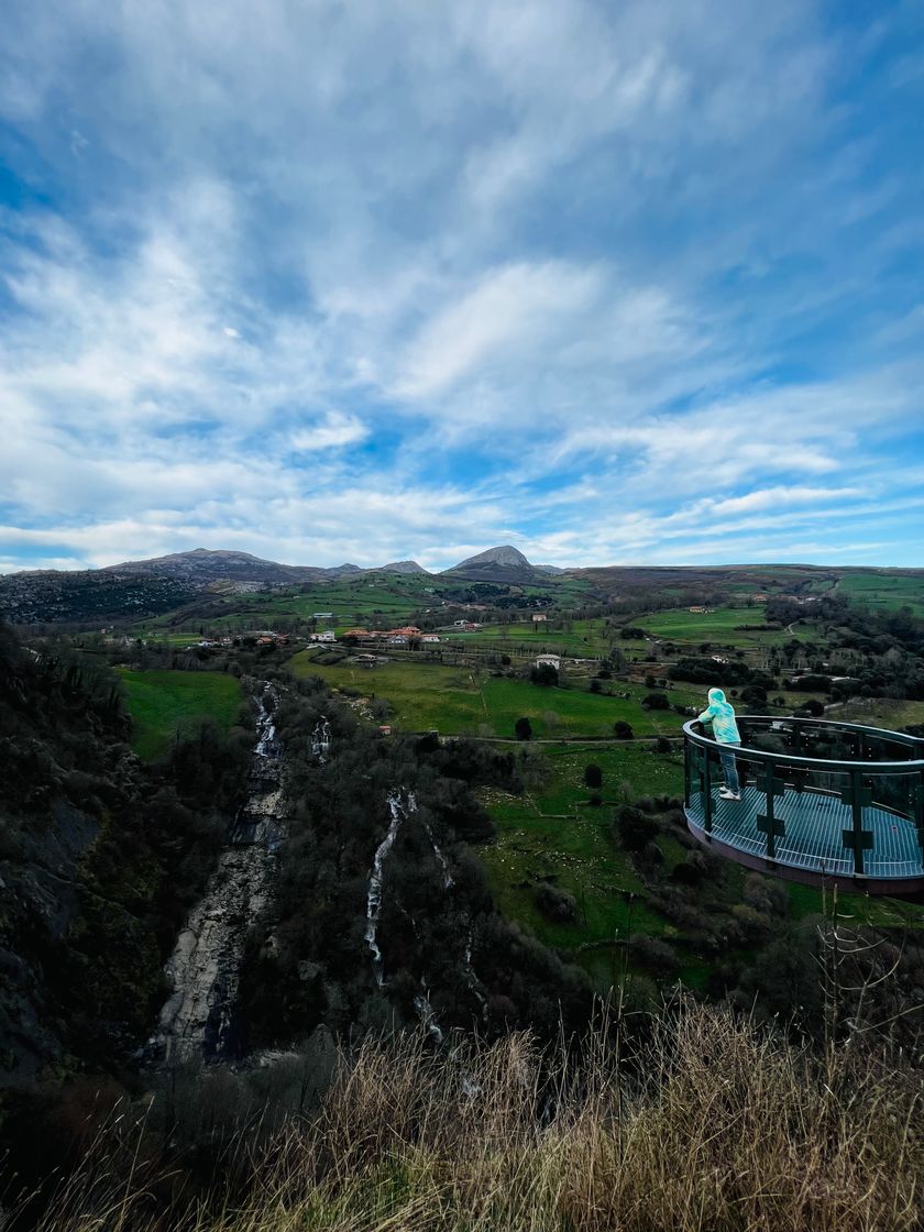 Lugar Mirador De Las Cascadas Gandara