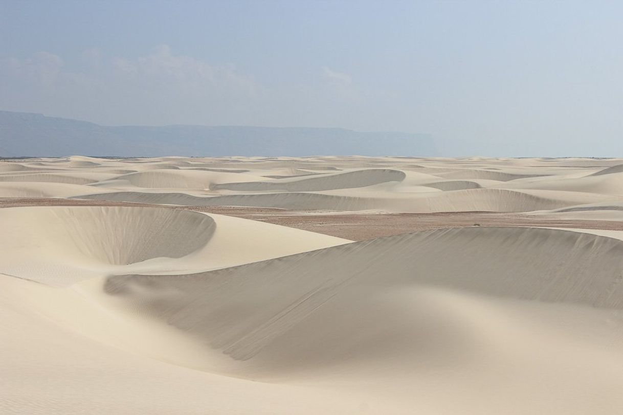 Places Zahek sand dunes