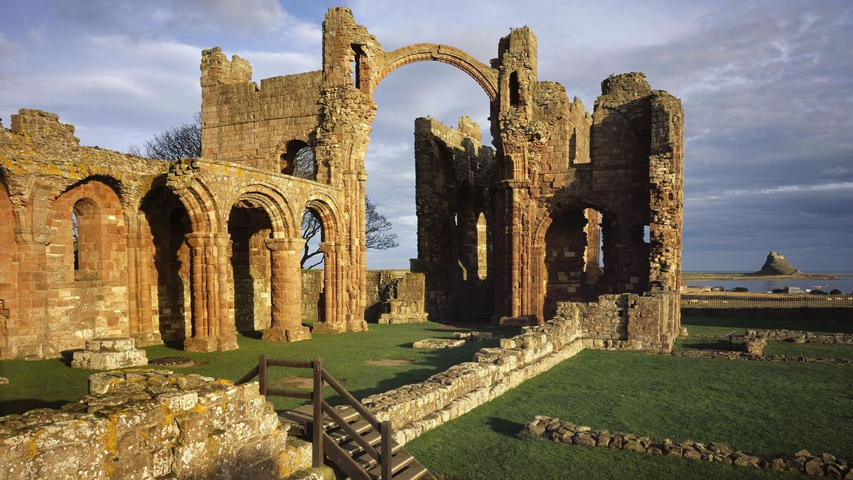 Lugares Lindisfarne Priory