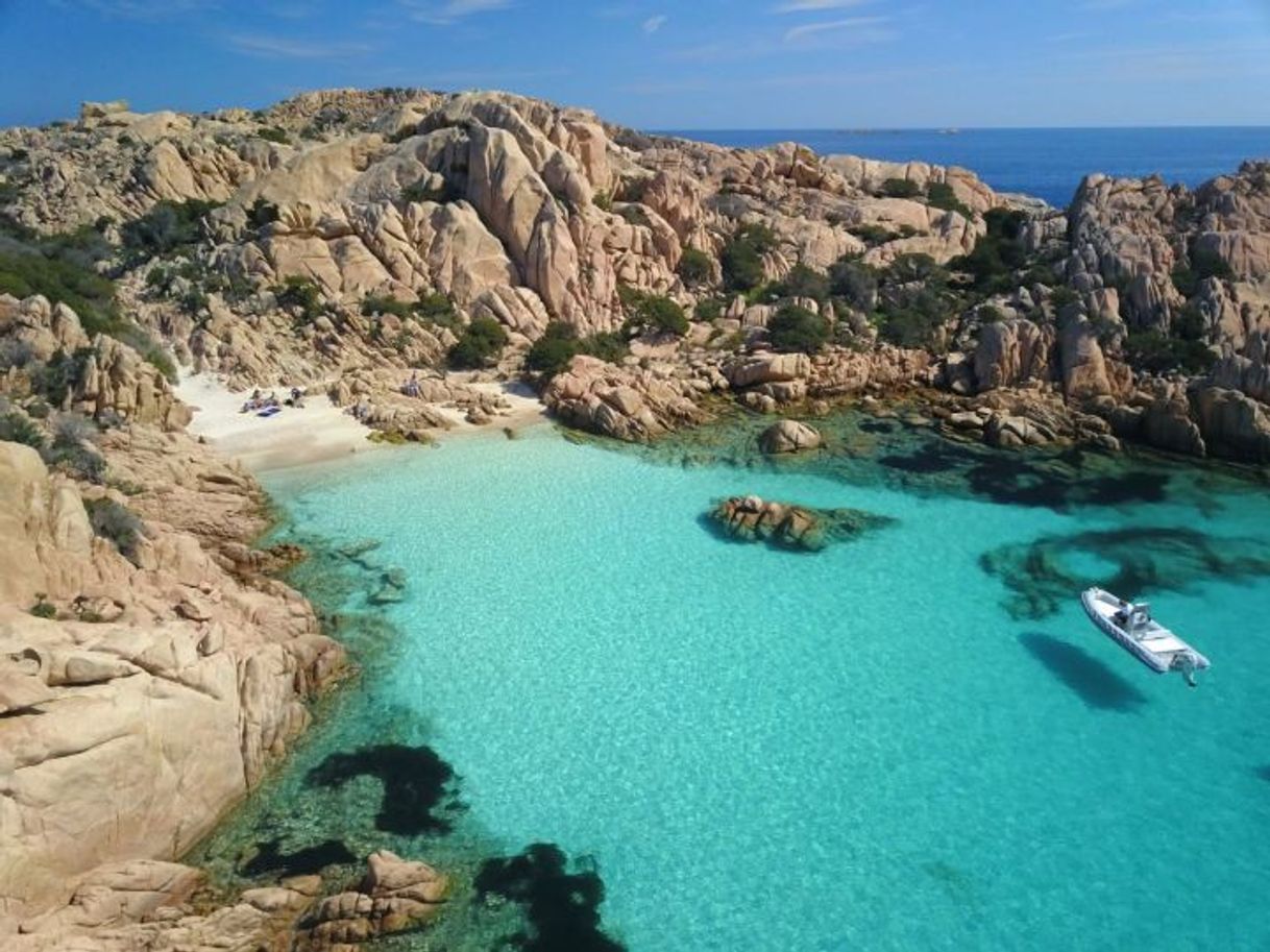 Lugar Spiaggia di Cala Coticcio