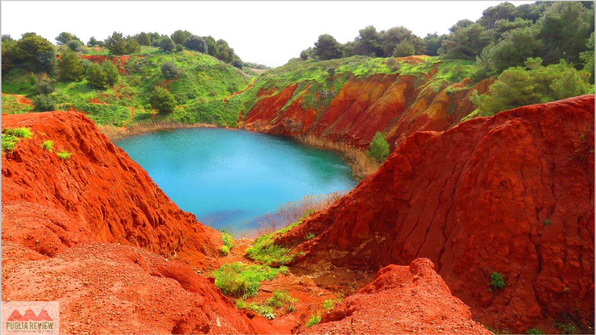 Lugar Cava di Bauxite