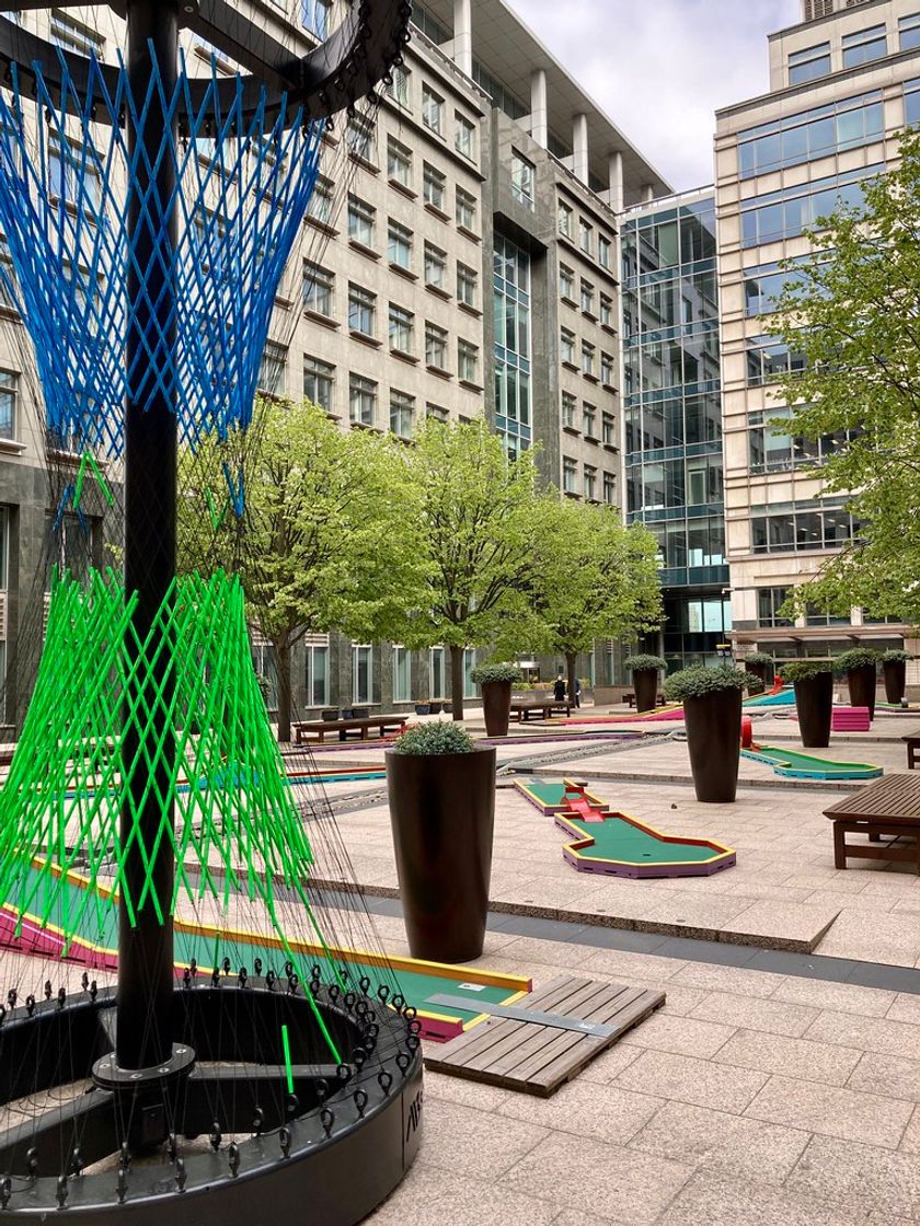 Places Mini Crazy Golf (Canary Wharf)