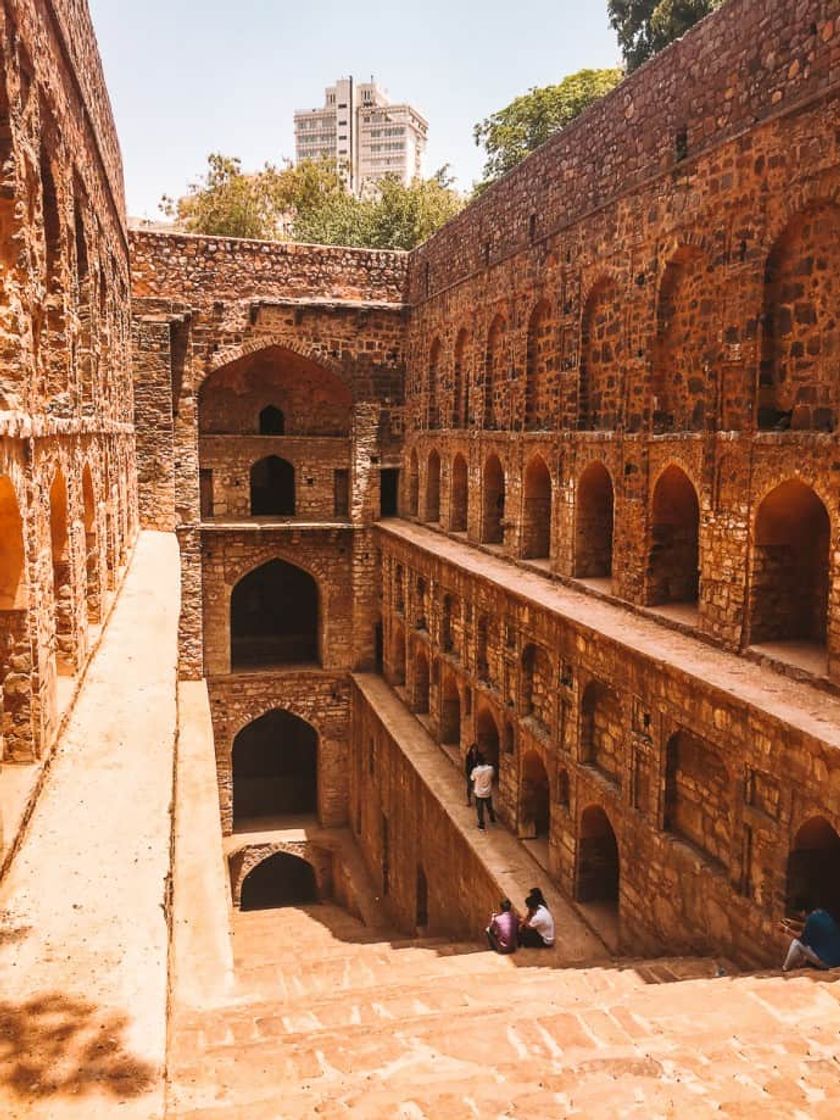 Place Agrasen ki baoli