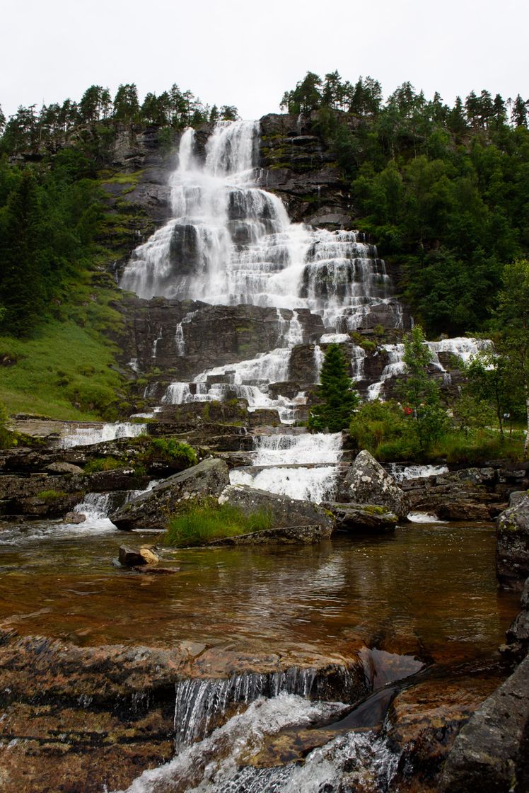 Place Tvindefossen