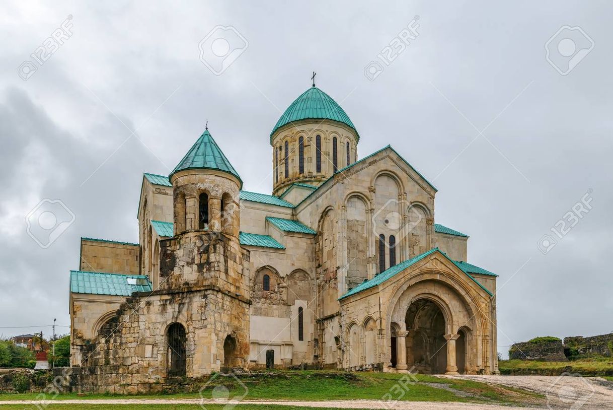 Lugares Bagrati Cathedral