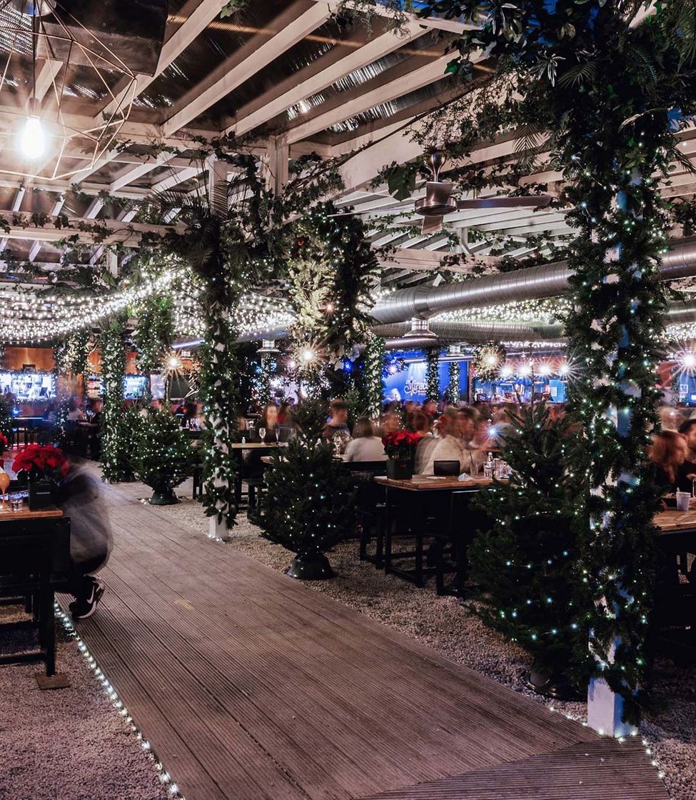 Place Deck The Halls - Pergola Paddington