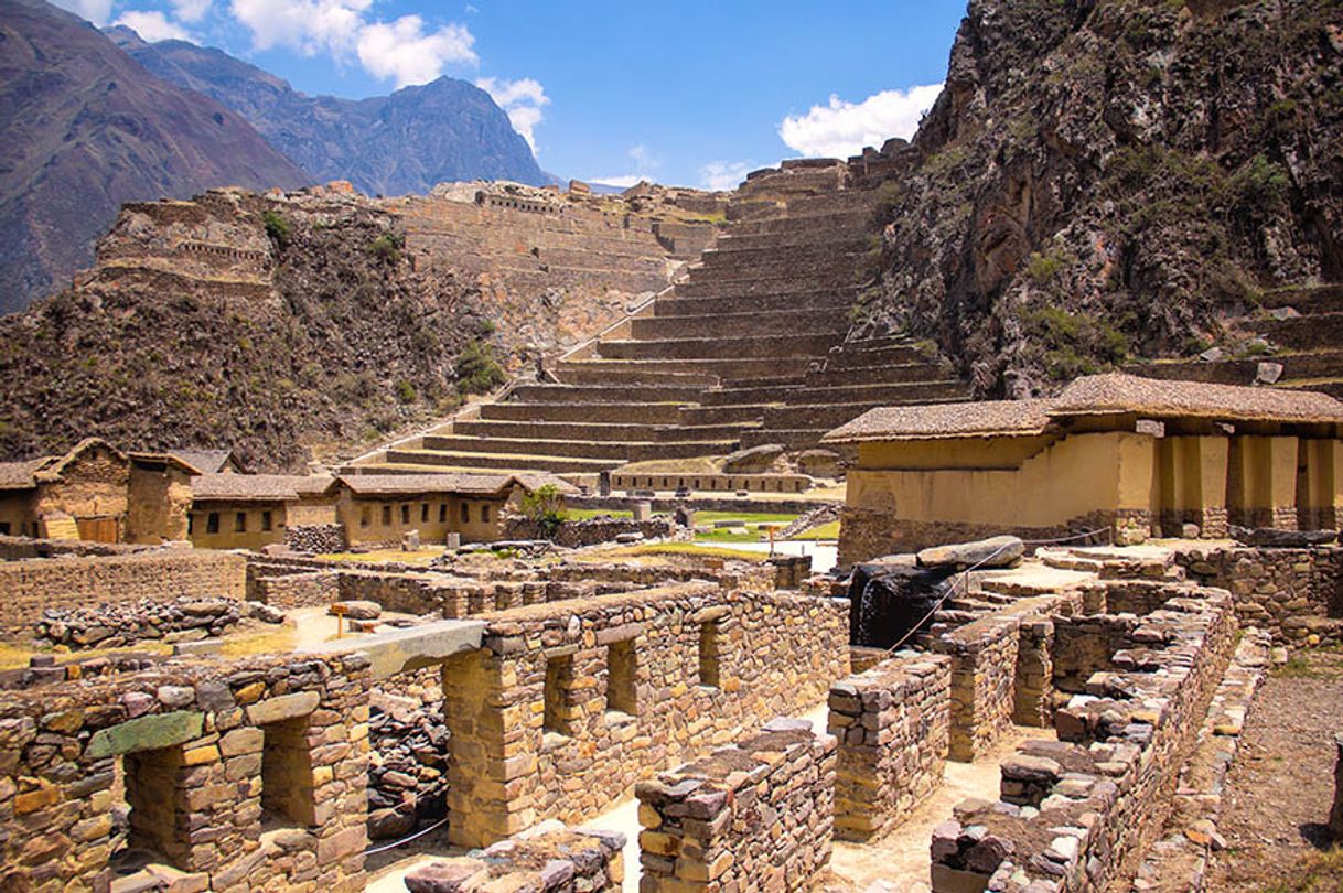 Place Ollantaytambo