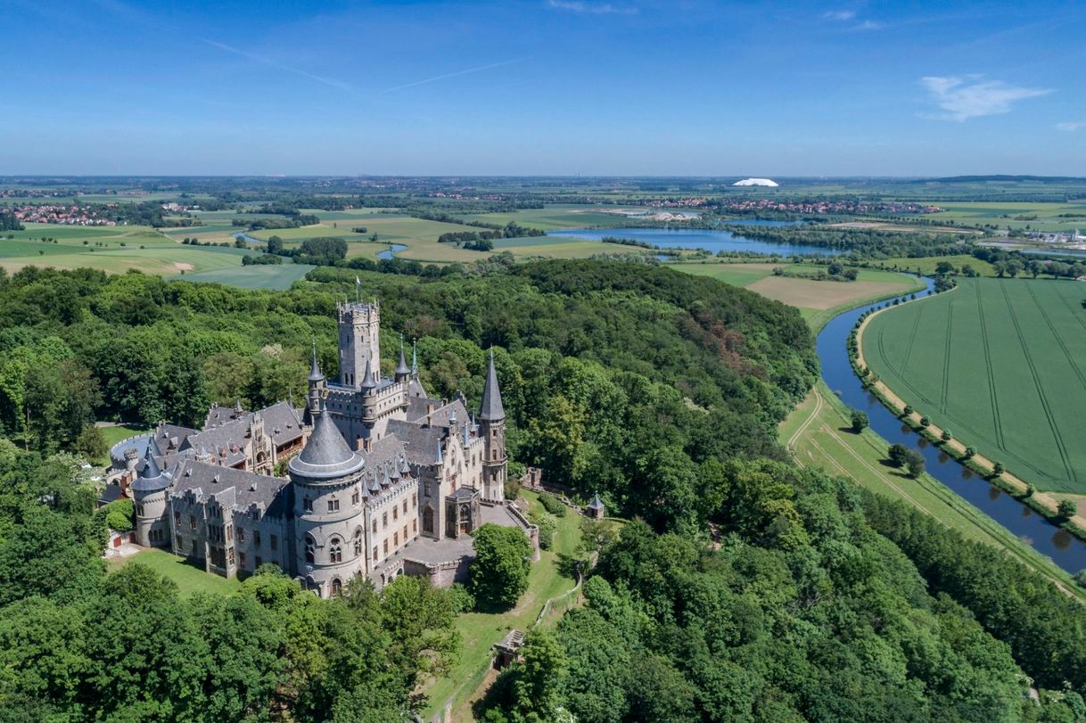 Places Schloss Marienburg