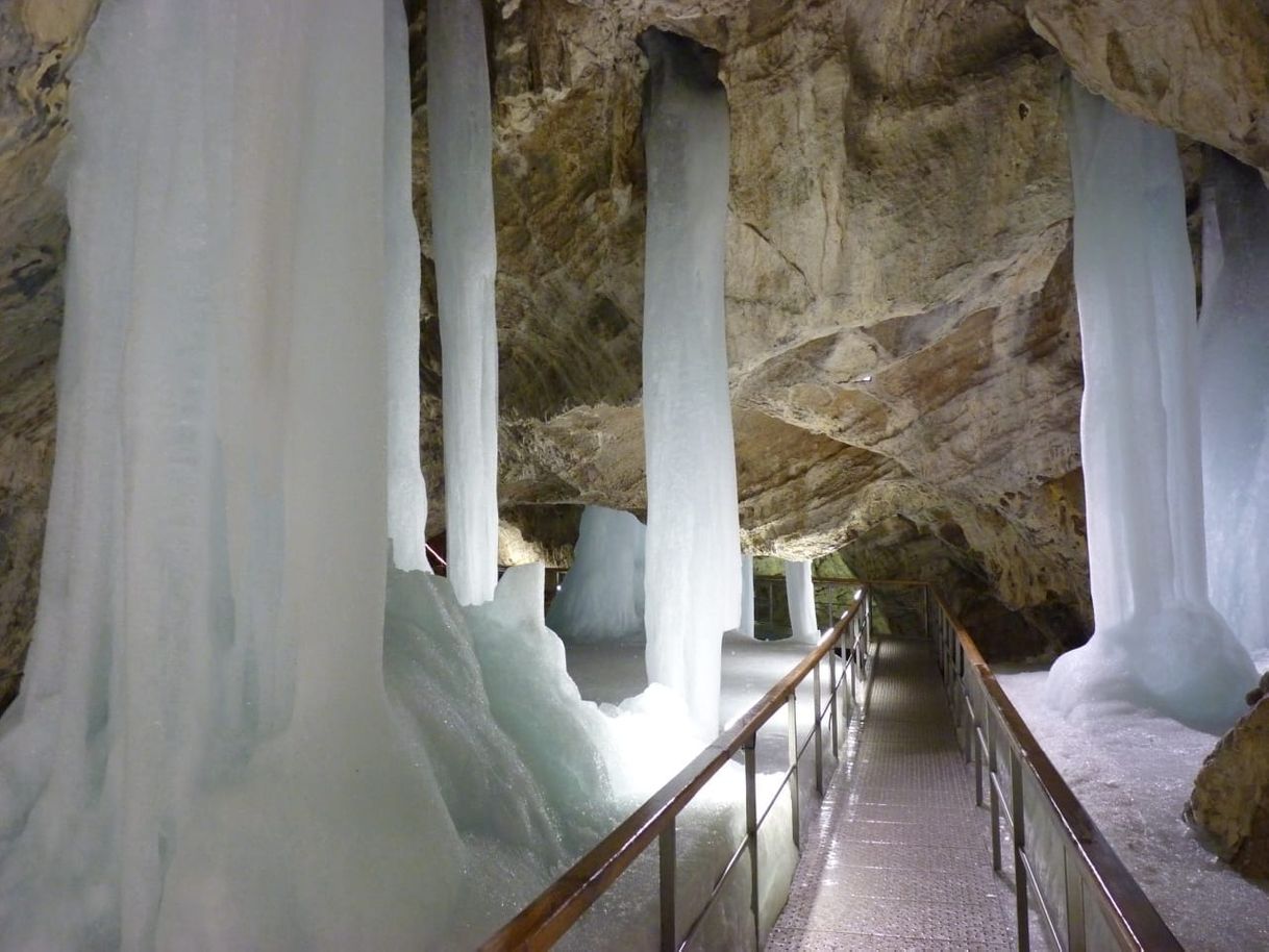 Place Demänovská Ice Cave