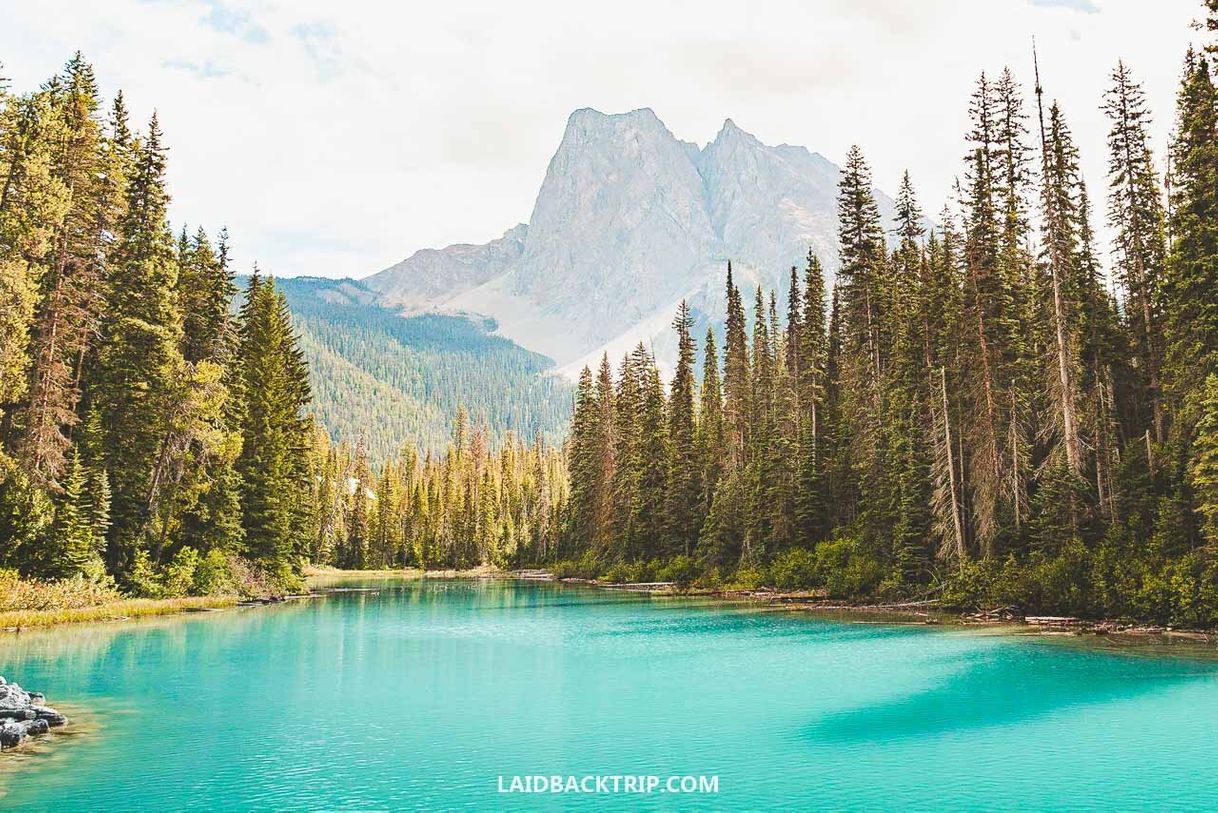 Place Emerald Lake