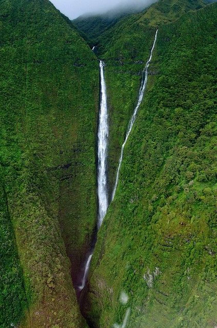 Place Kahiwa Falls