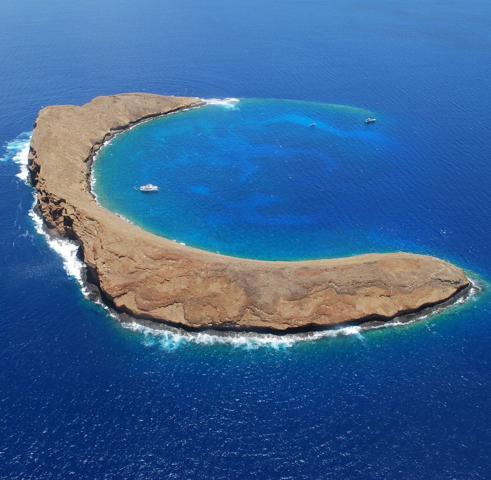 Place Molokini Crater