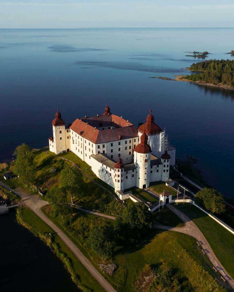 Places Läckö Castle