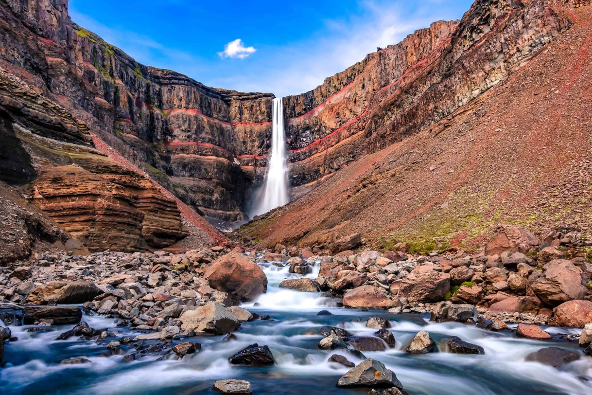 Lugar Hengifoss