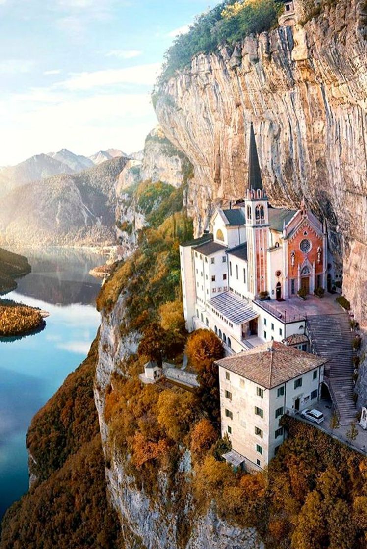 Places Santuario Madonna della Corona