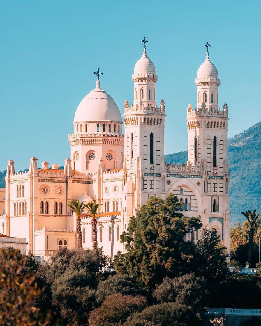 Place BASILIQUE SAINT-AUGUSTIN D'ANNABA