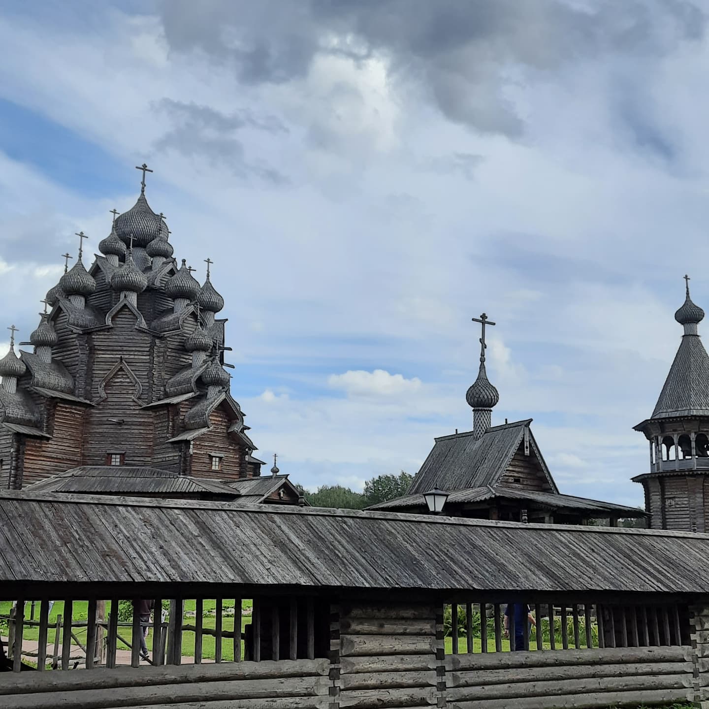 Place Tserkov' Pokrova Presvyatoy Bogoroditsy V Usad'be Bogoslovka