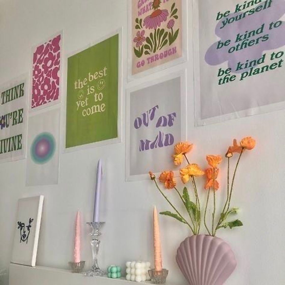 Social decoration aesthetic 