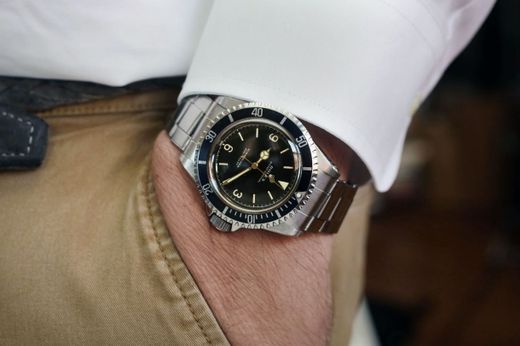 REFERENCES AND CALIBERS FOR ROLEX SUBMARINERS