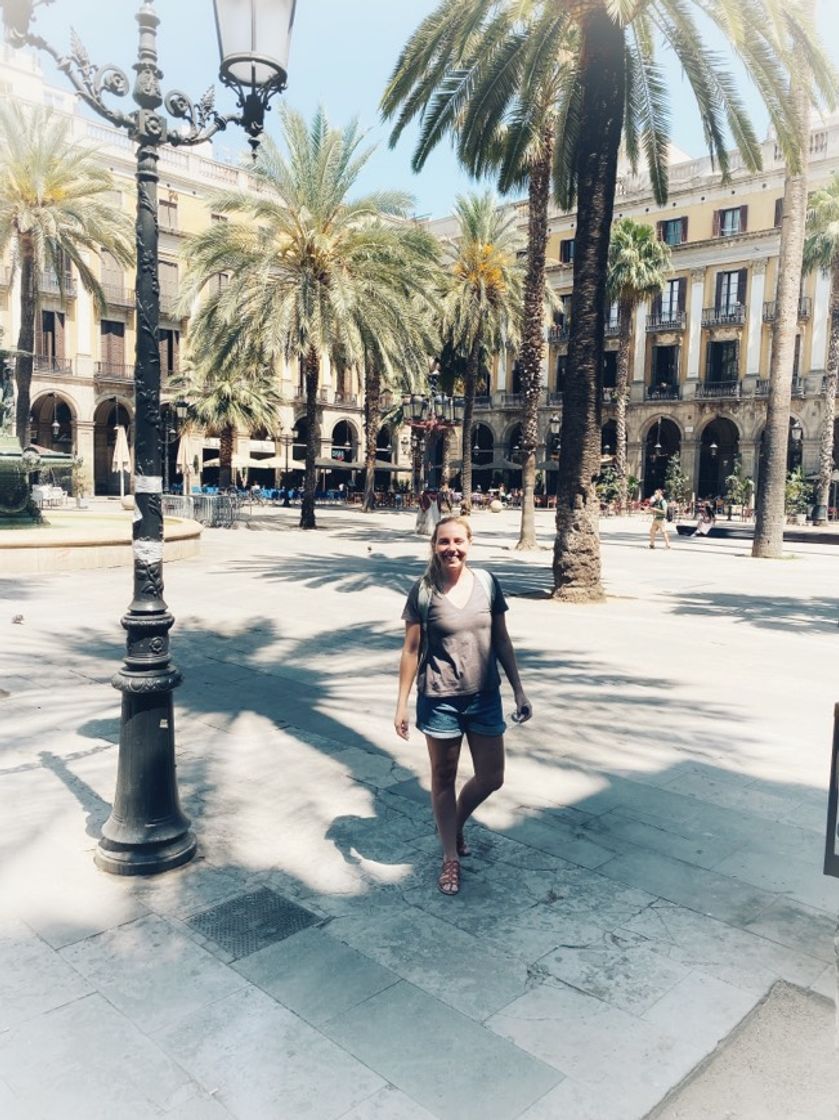 Lugar Plaça Reial