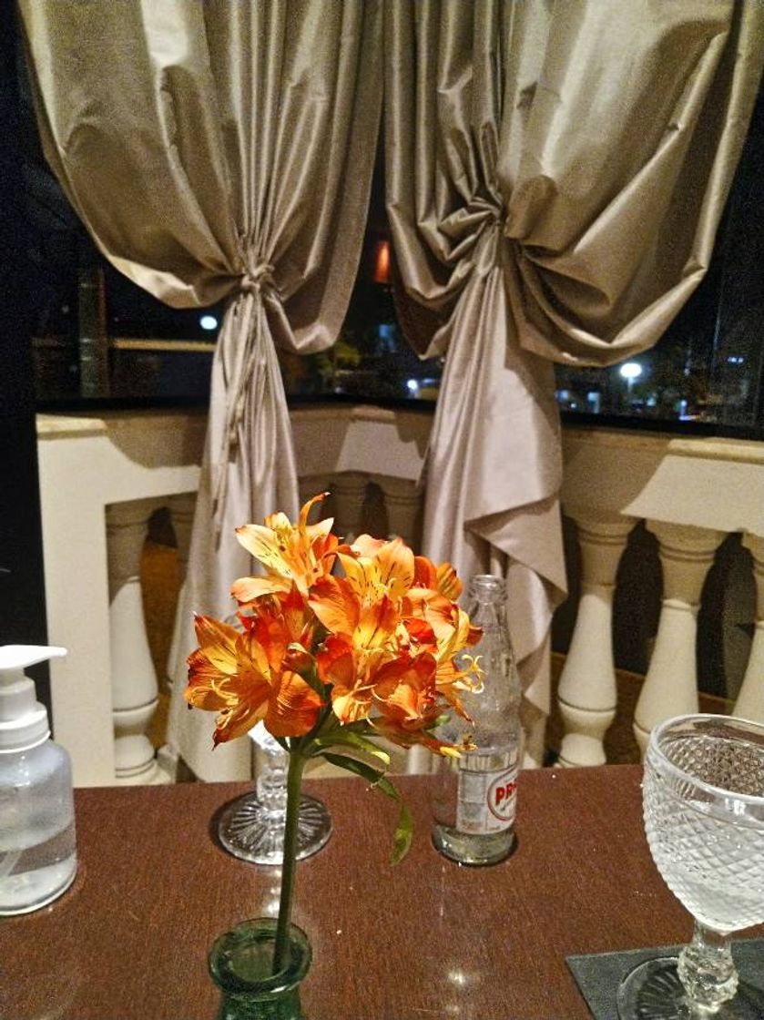 Restaurantes La Terrasse Café & Bistrô