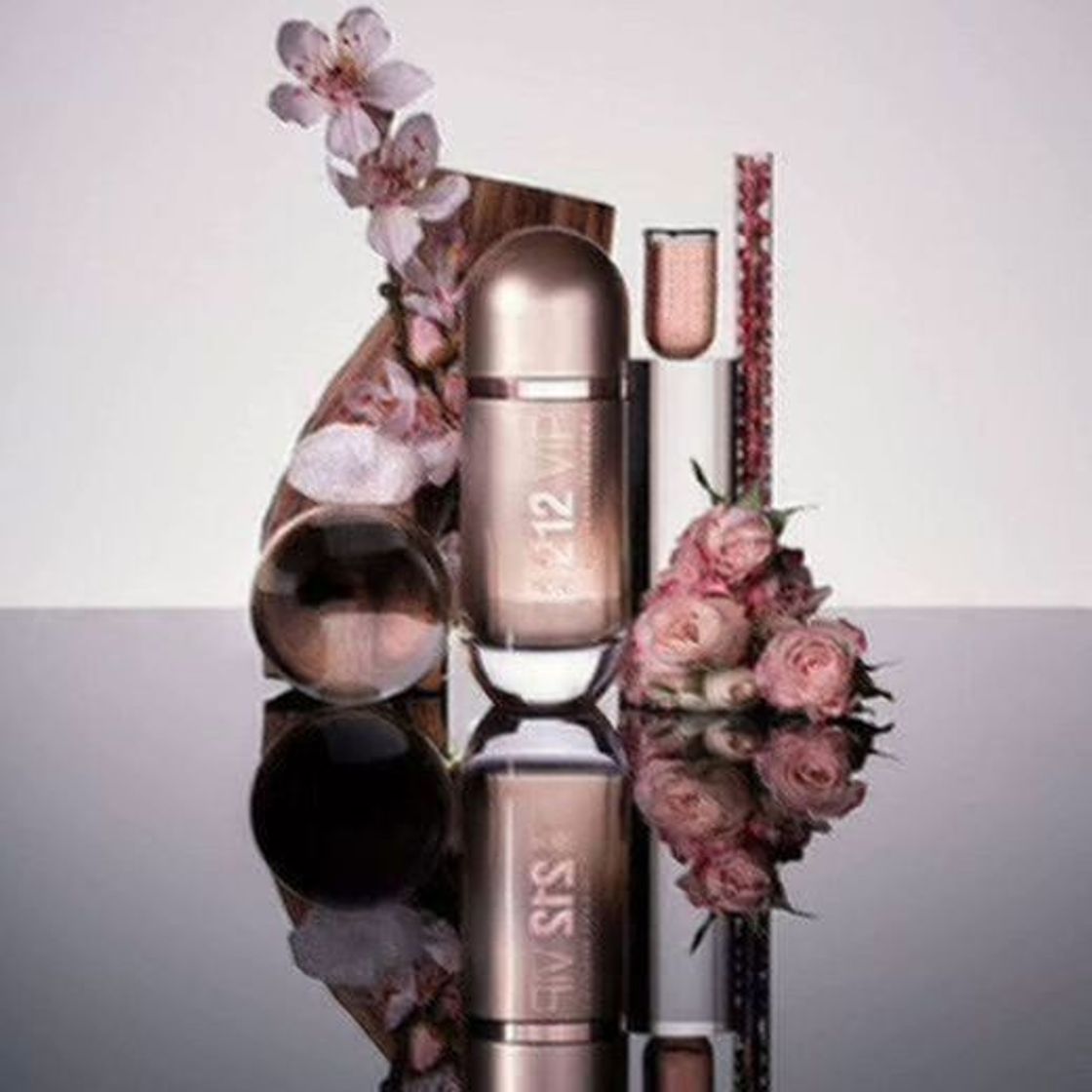 Social Carolina Herrera 212 Sexy Agua de Perfume Vaporizador