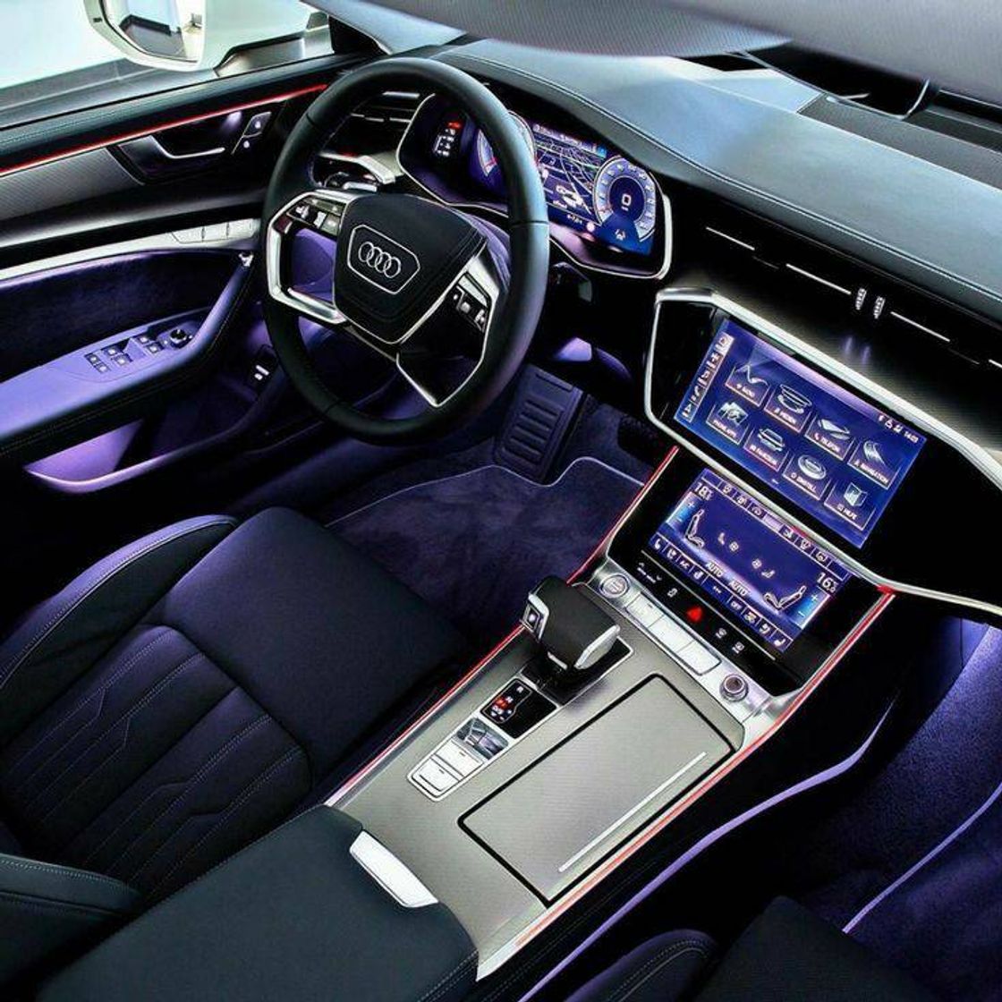 Social Interior audi