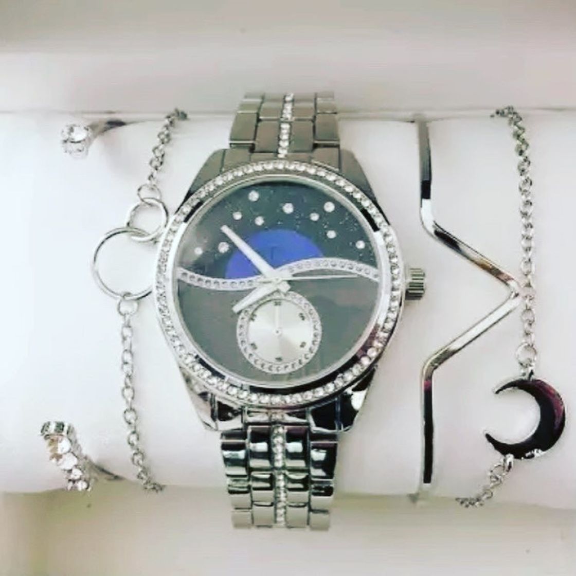 Conjunto reloj