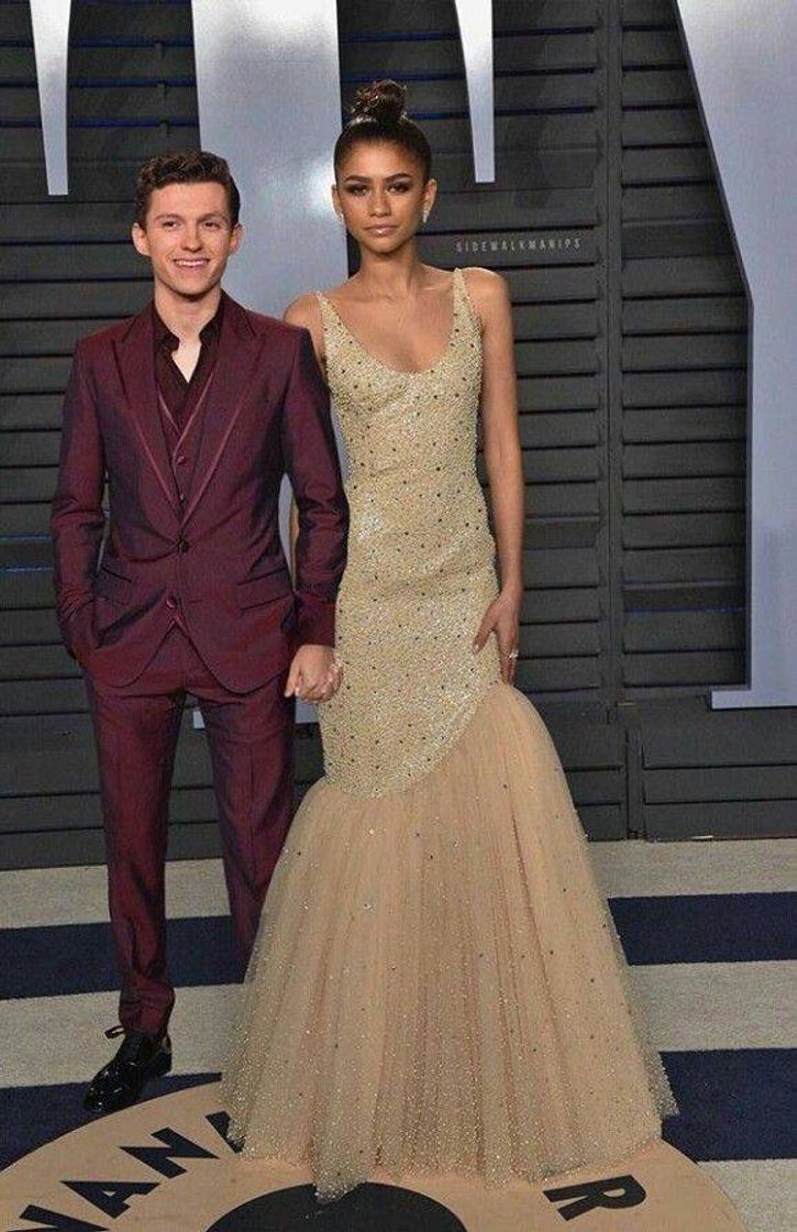 Moda Zendaya with Tom Holland 