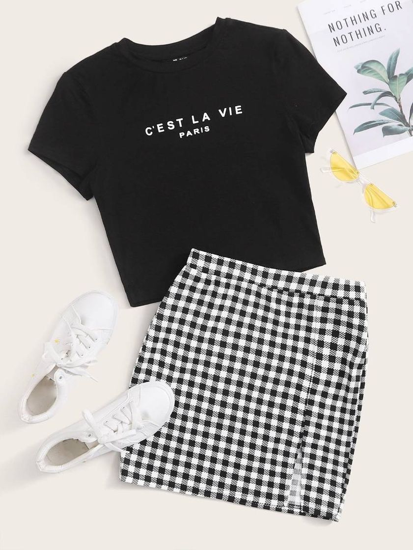 Moda Conjunto saia xadres preto e branco e cropped preto.