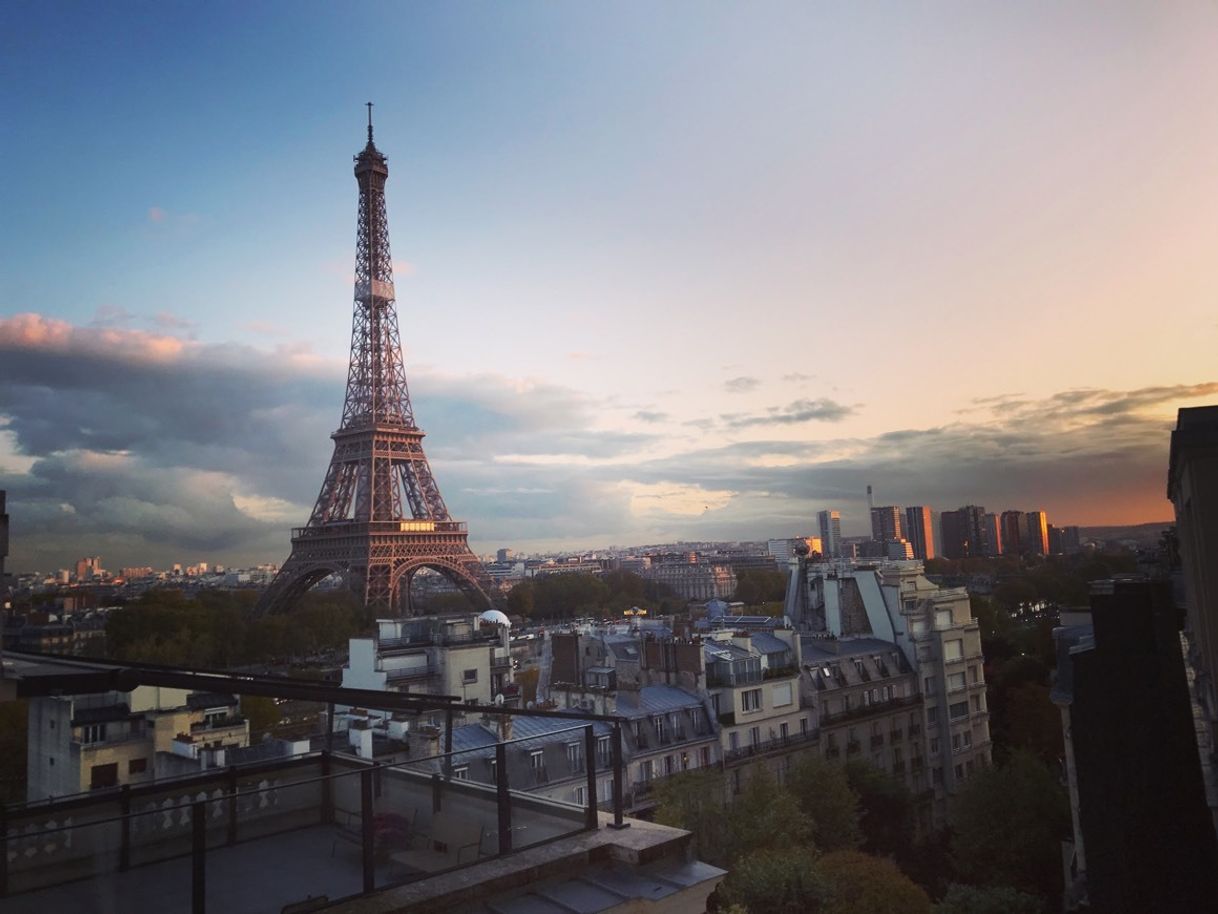 Lugar Shangri-La Hotel, Paris