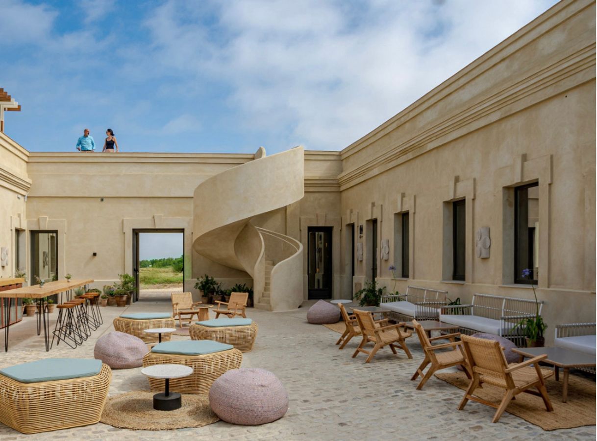 Restaurants El Cuartel Del Mar