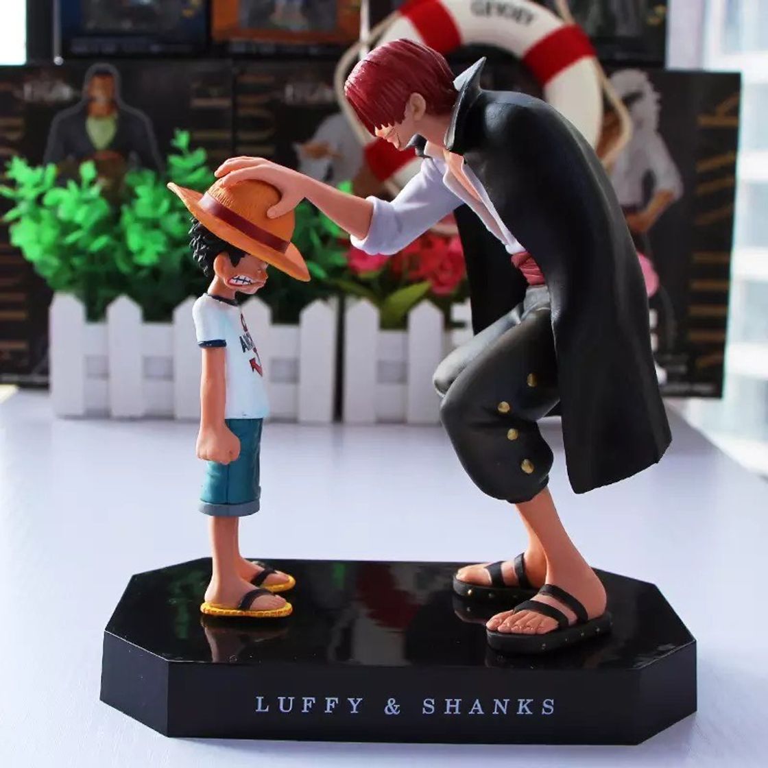 Product Figura luffy y shanks