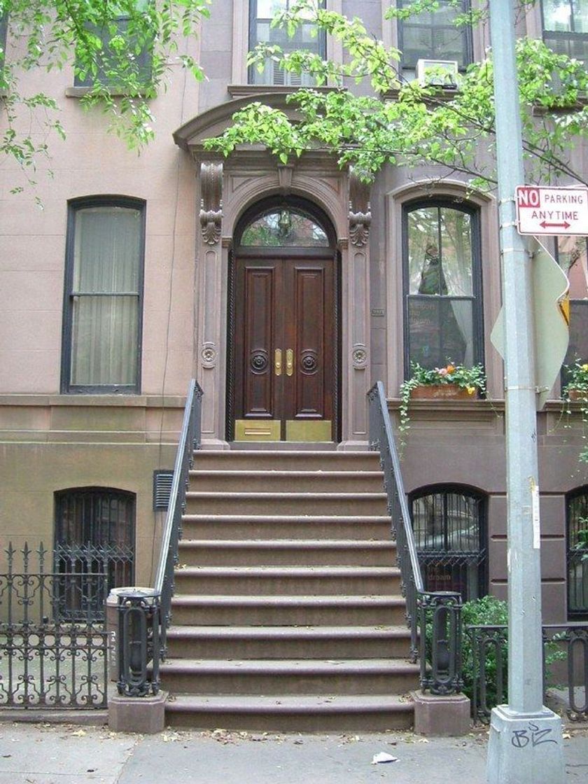 Places Carrie Bradshaw's Apt