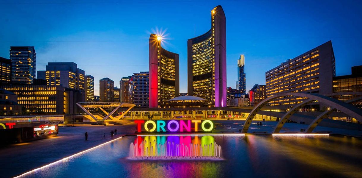 Place Nathan Phillips Square