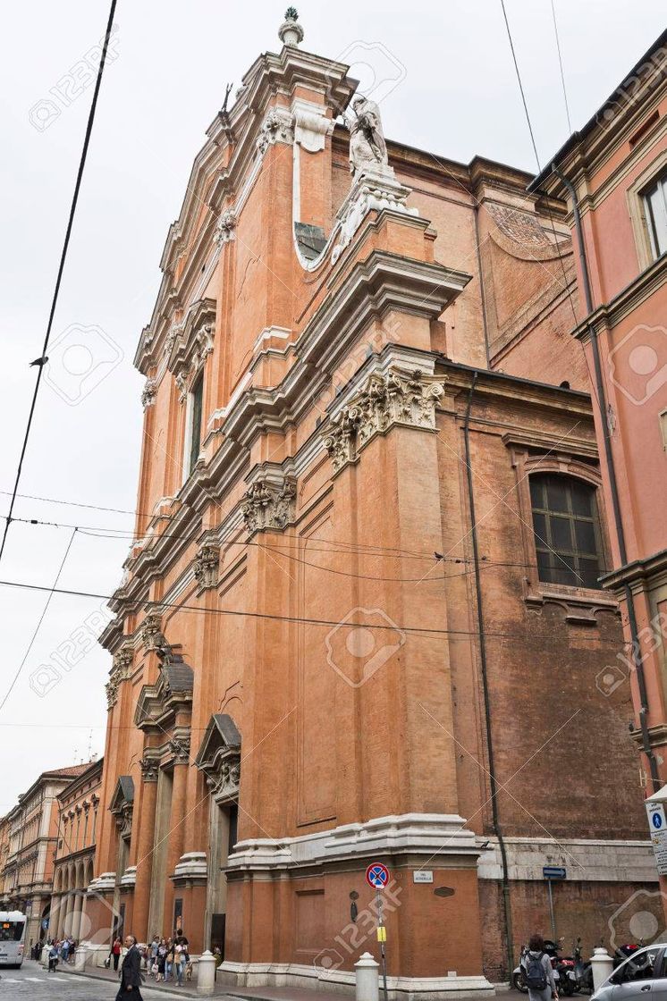 Lugar Cattedrale Metropolitana di San Pietro