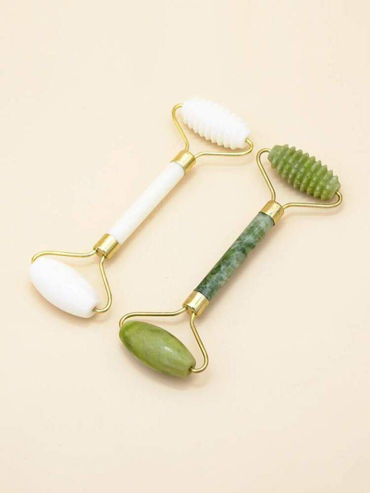 Jade roller 