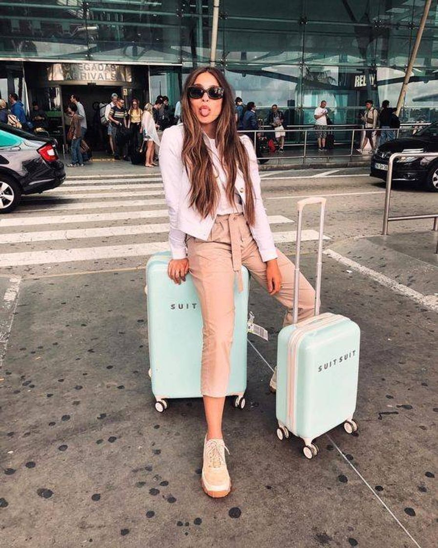 Moda Inspiração de aerolook muito lindo 🎒🧳👠