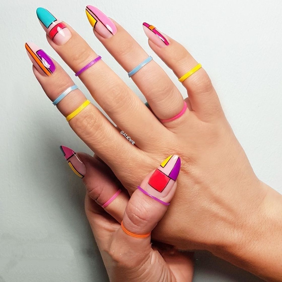 Social Artsy Nail 