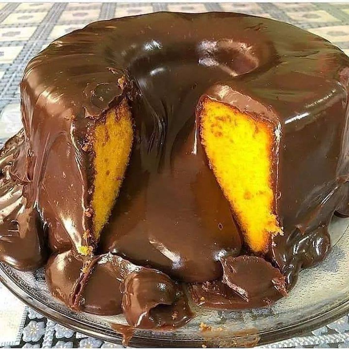 Fashion Bolo de cenoura fofinho com chocolate - TudoGostoso