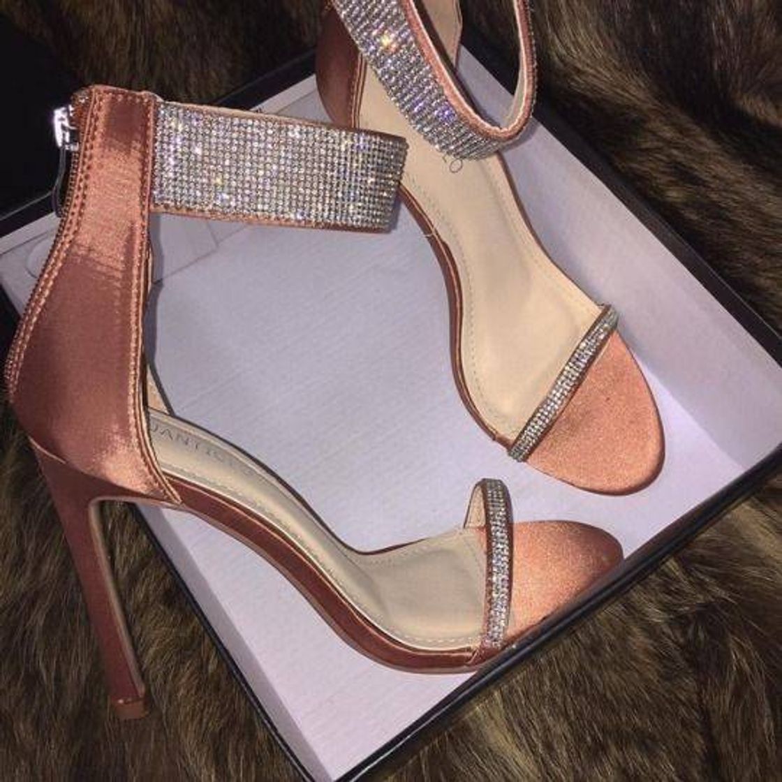 👠
