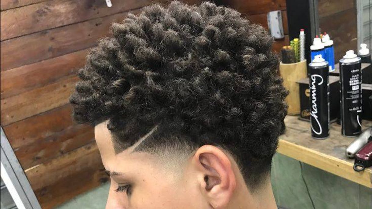 Fashion Taper Fade Cacheado