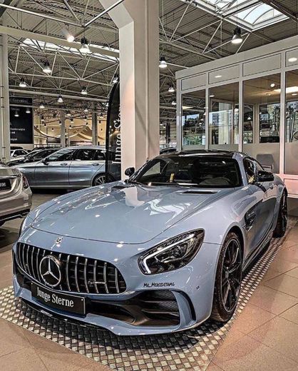 Mercedes Benz 🤤
