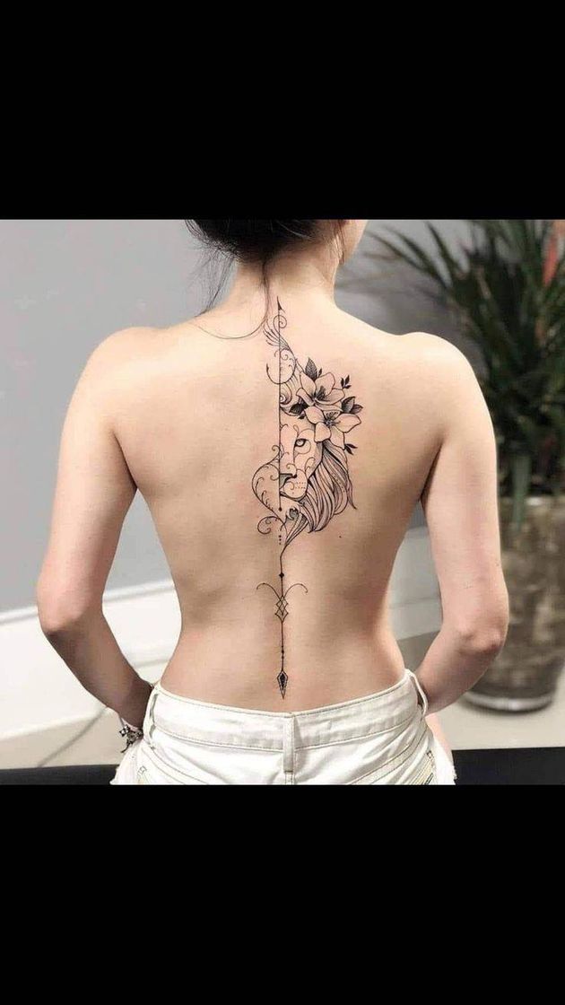 Fashion Tatto de leão para mulher 